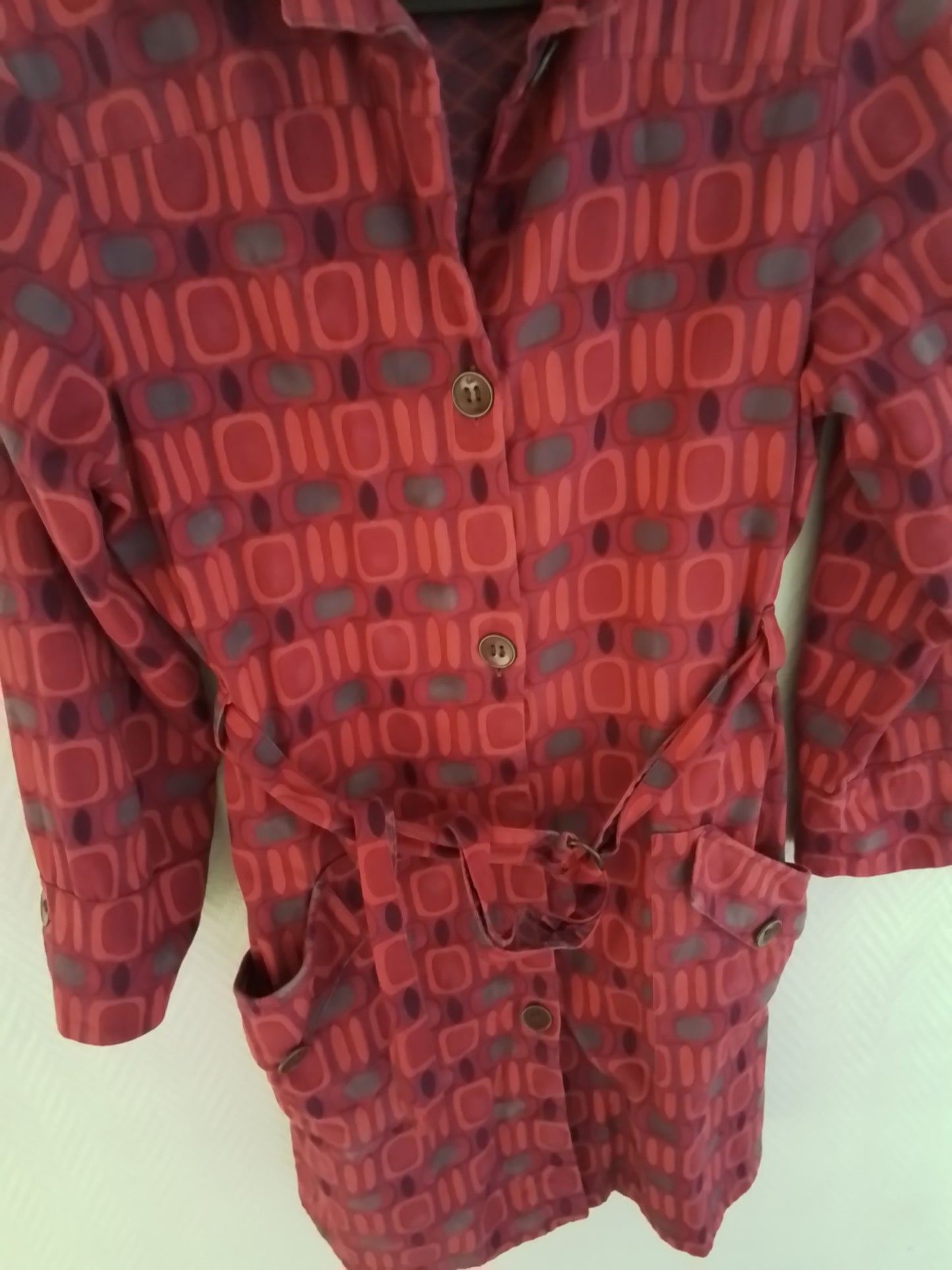 Manteau coton imprimé ceinturé et boutonné