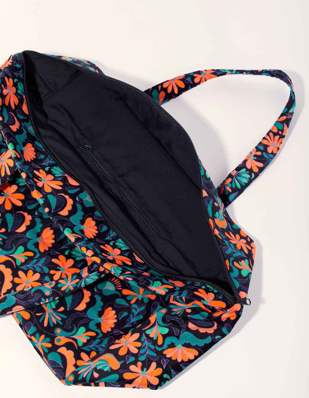 Grand sac week-end velours
MALAI