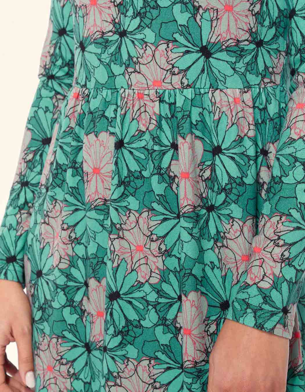 Robe évasée en maille jersey
KANEI