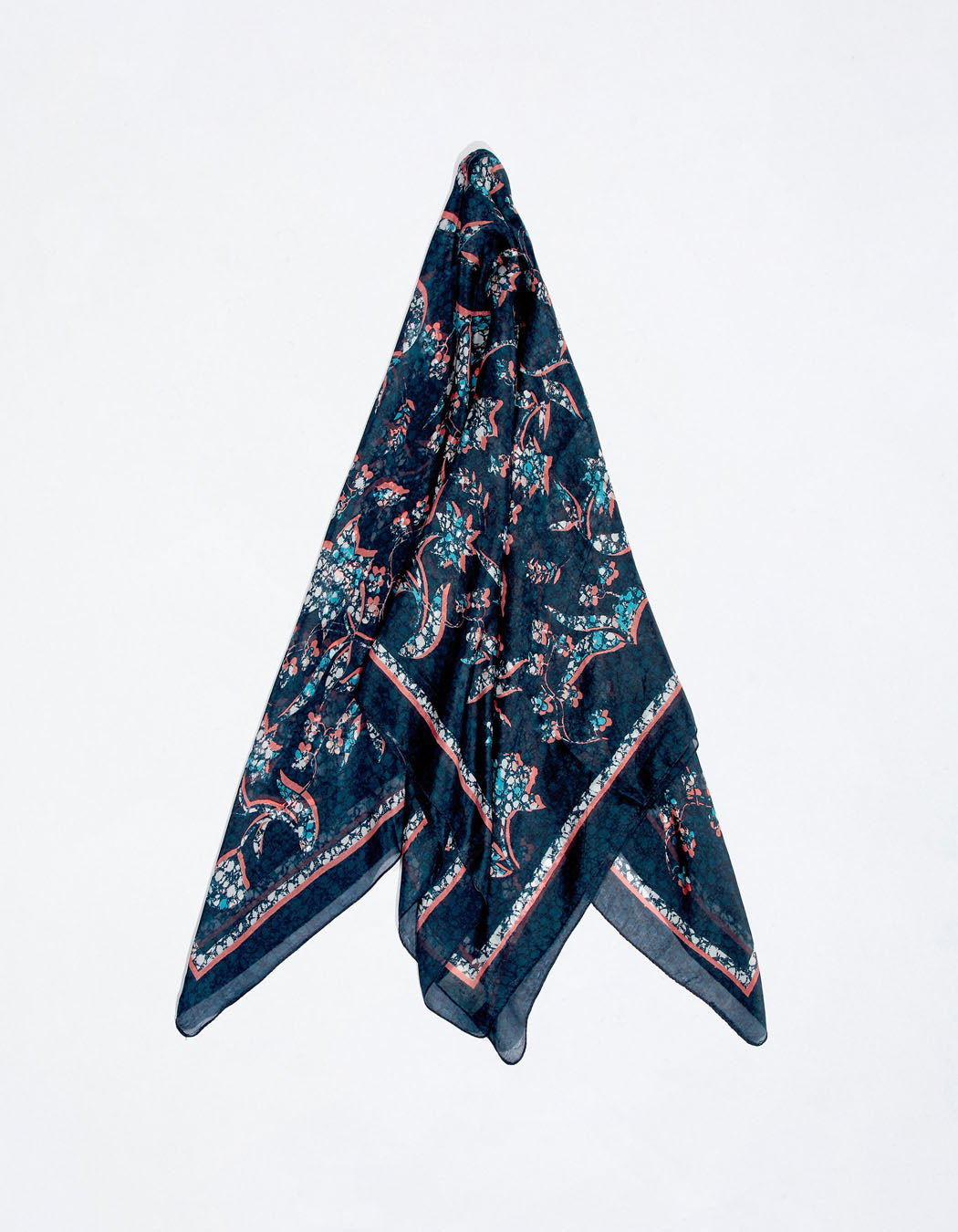 Foulard en soie imprimé