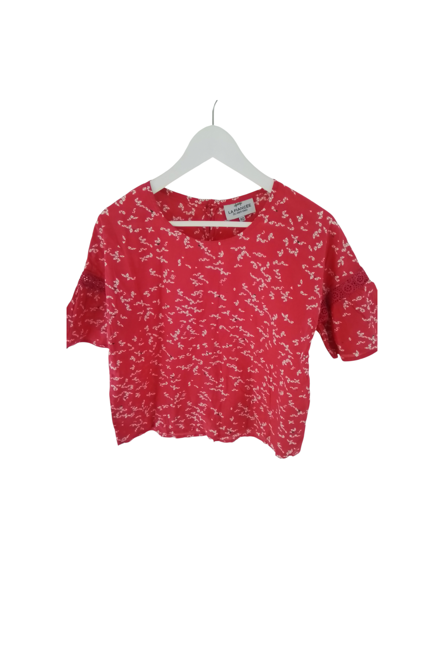 Top coton imprimé manches 3/4 avec guipures aux manches