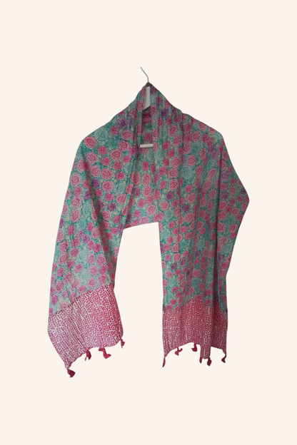 Longue étole coton avec pompons