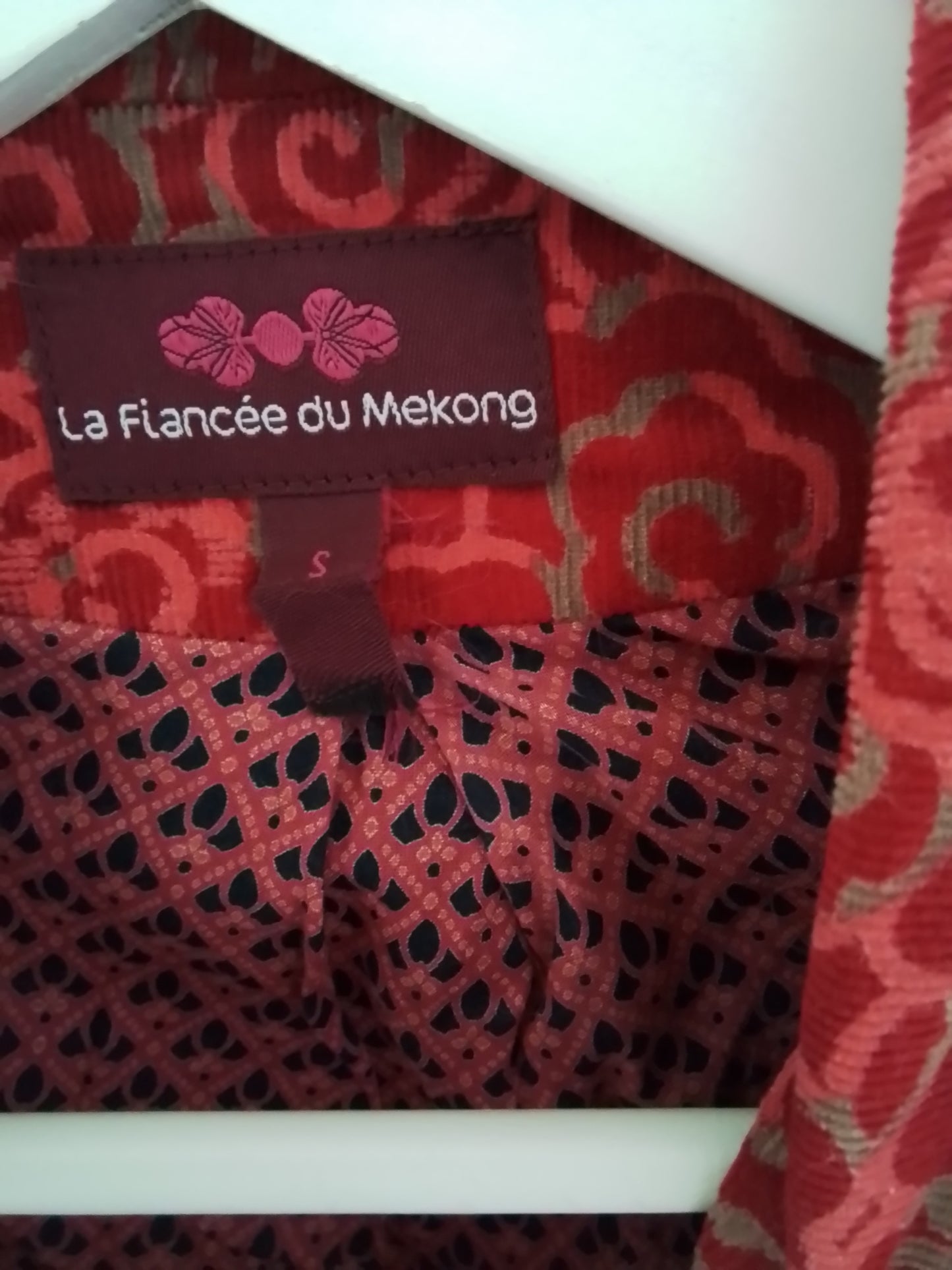 Veste velours courte boutonnée imprimée