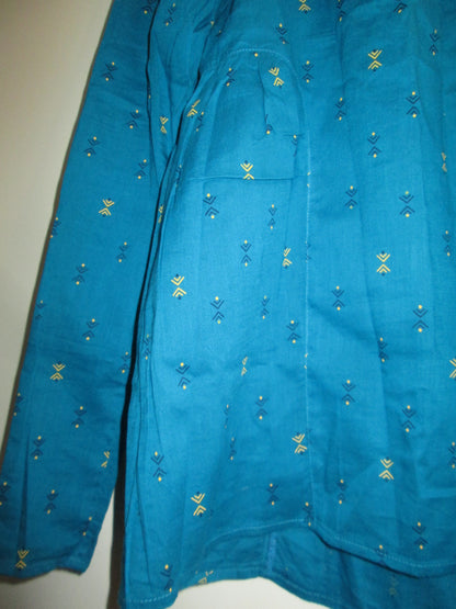 Blouse turquoise