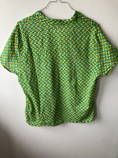 Blouse verte à manche courte