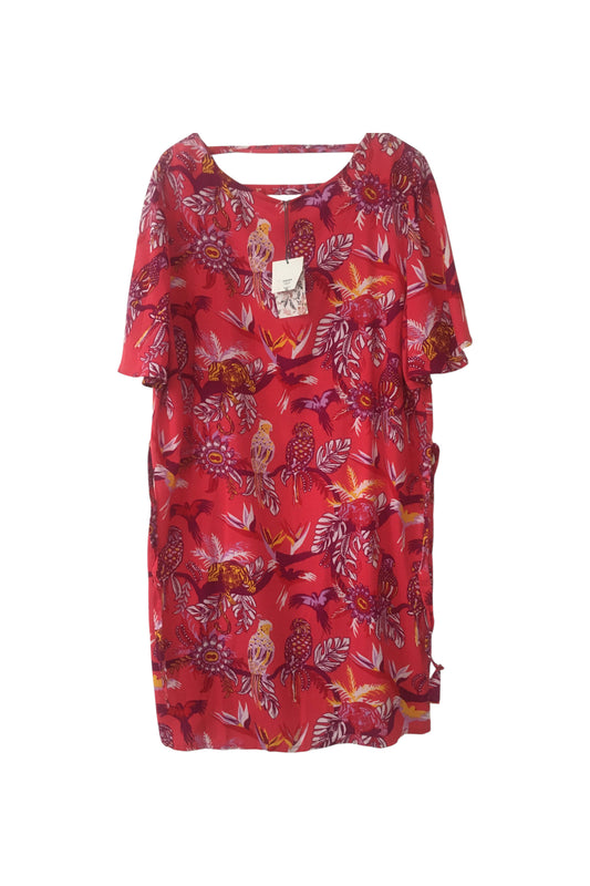 Robe neuve avec étiquette
