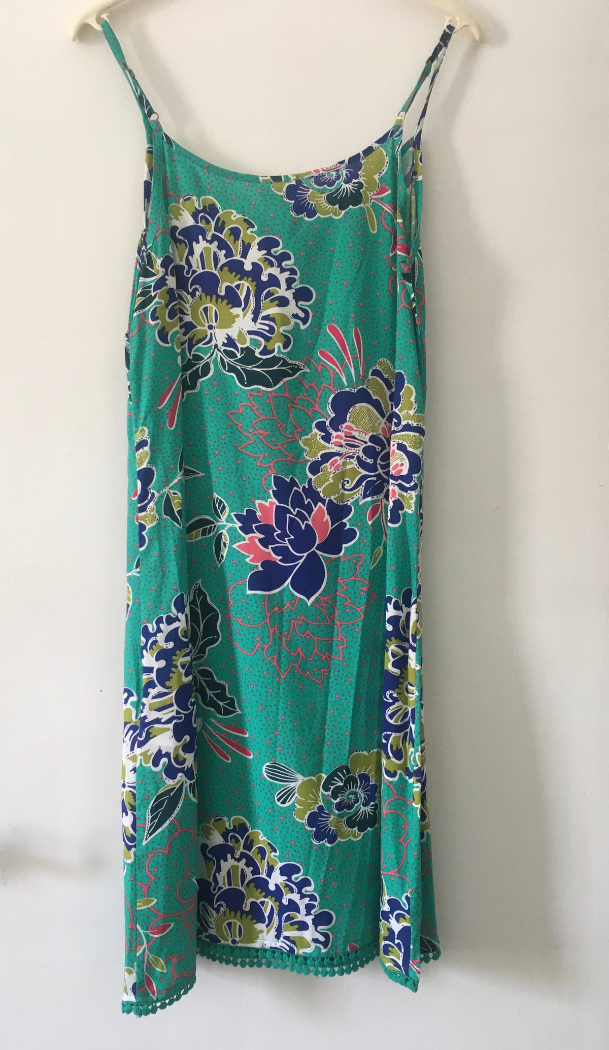 Robe Légère neuve avec étiquette