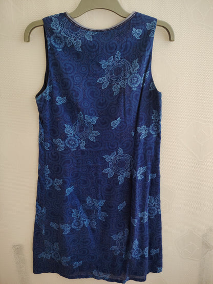 Robe bleue légère