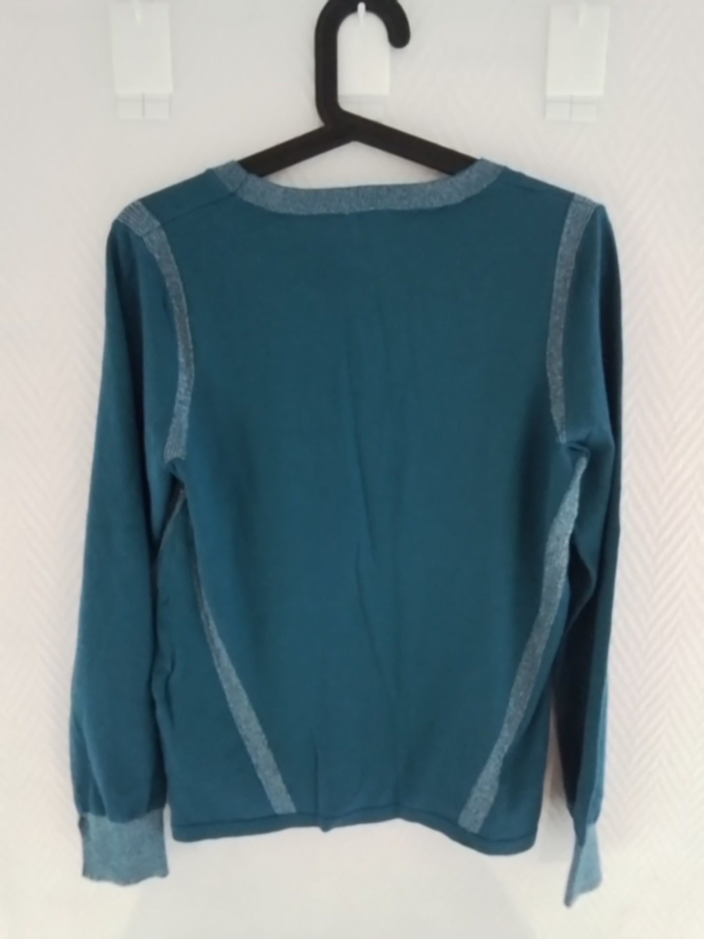 Pull bleu canard et fil brillant
