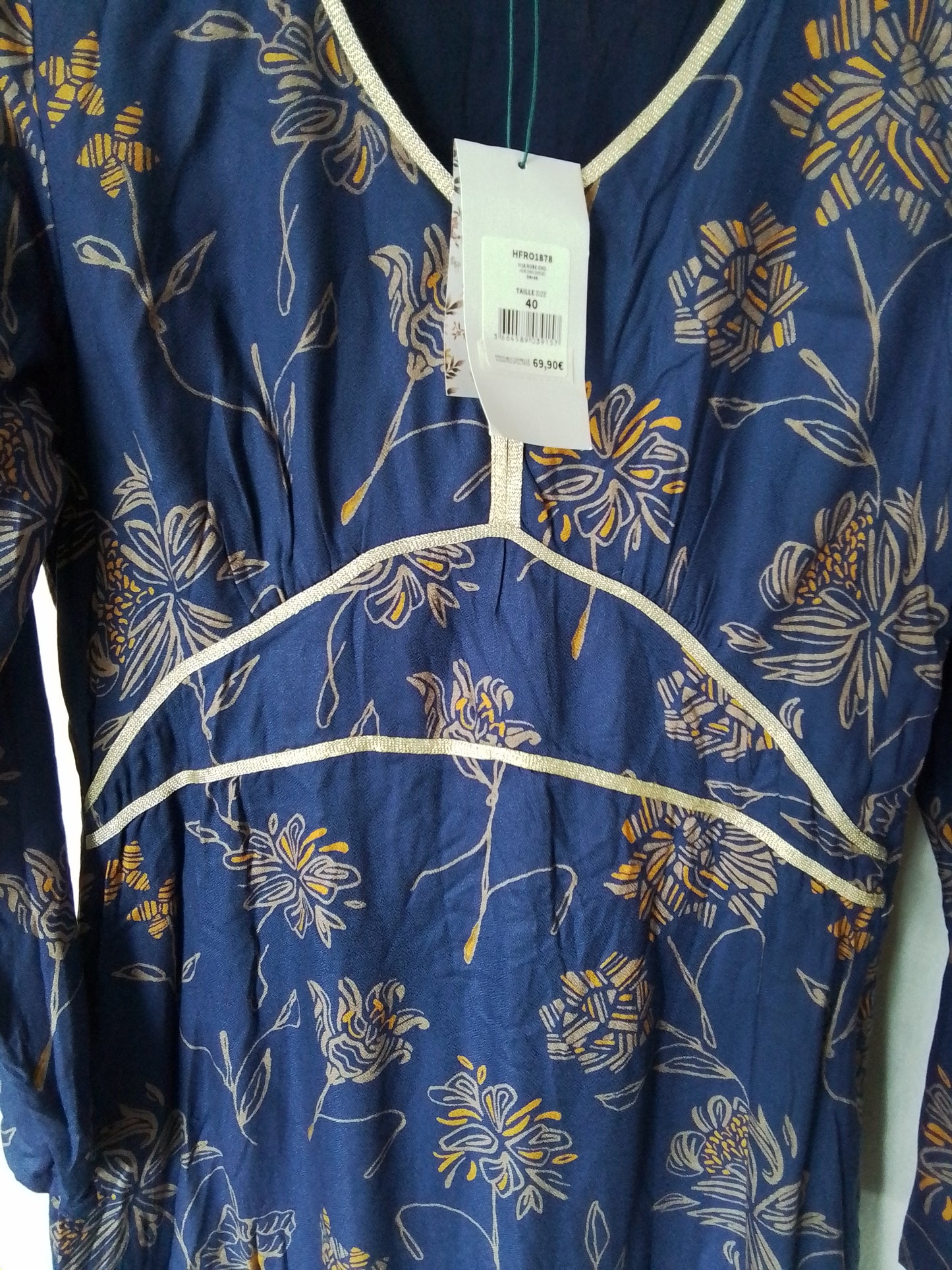 Robe viscose cintrée bleue et or