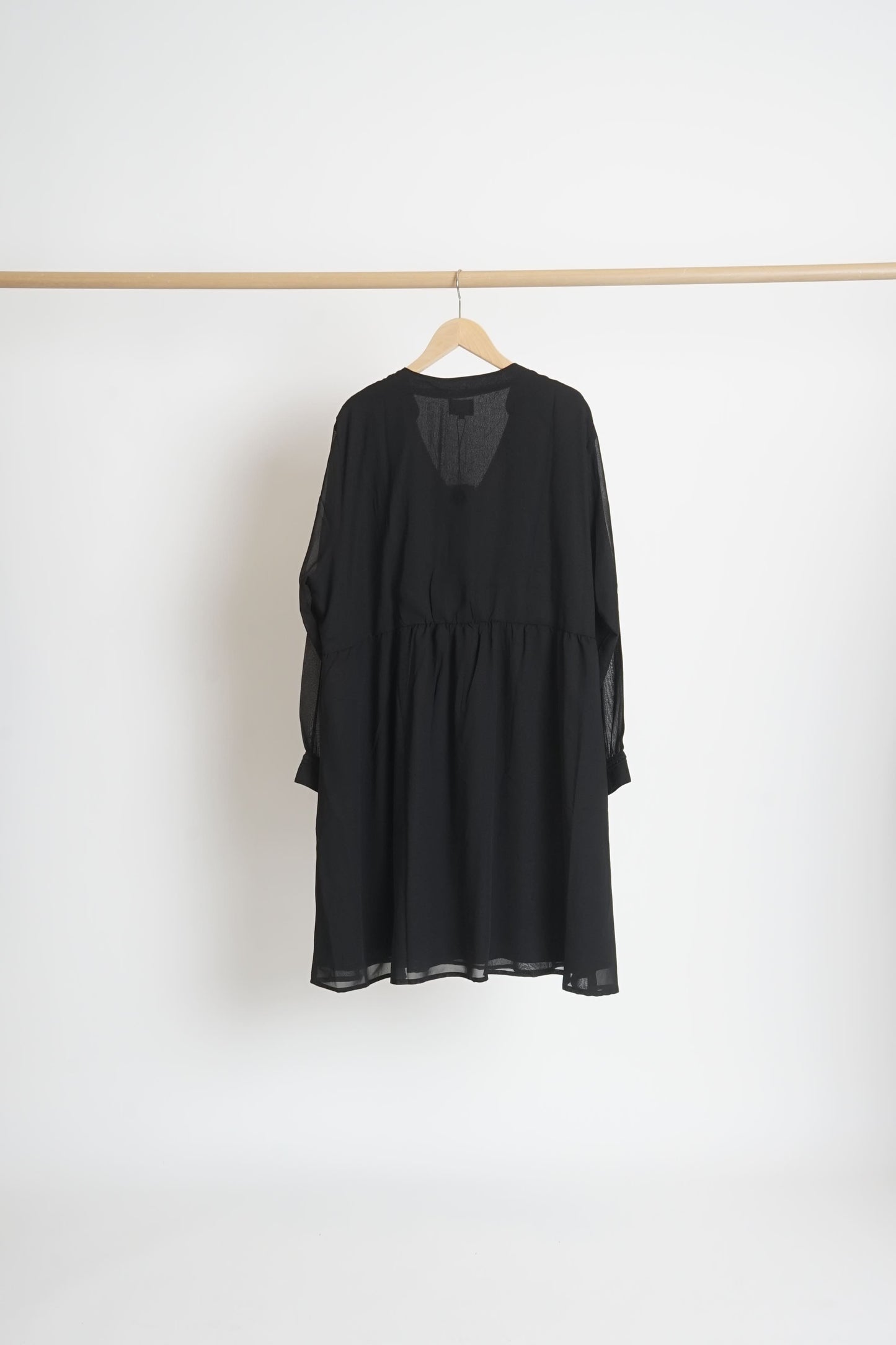 Robe ample dentelle DOKO