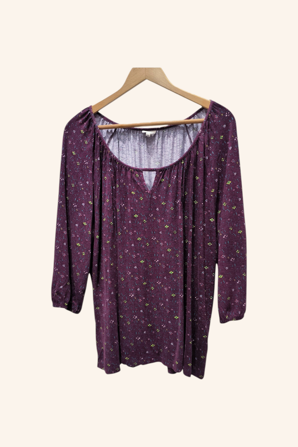Top fluide col rond froncé, manches ¾ maille 95% viscose