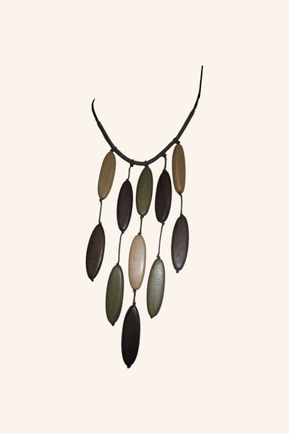 Collier en bois