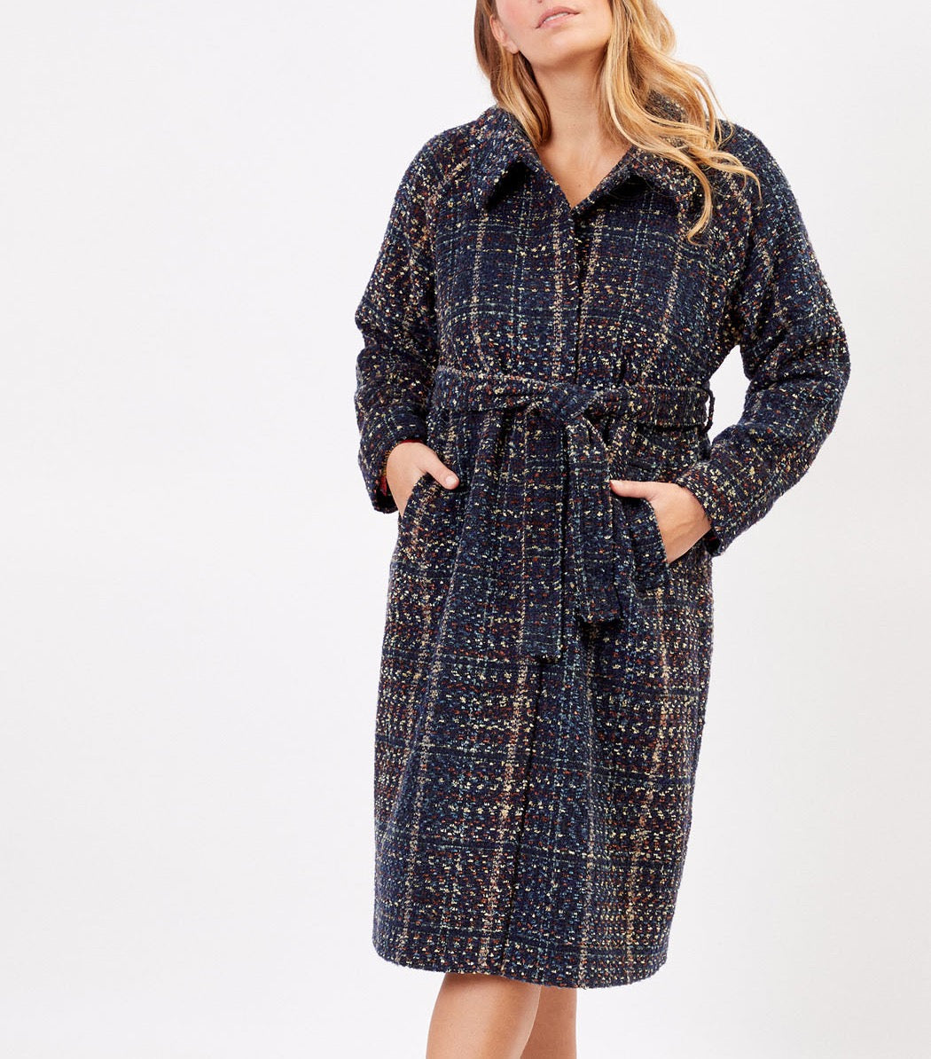 Manteau long en lainage motif BEKA