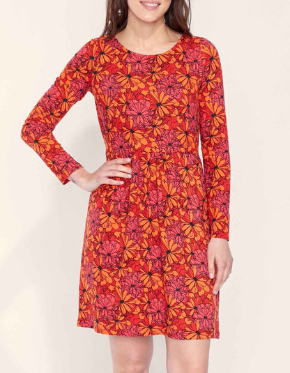 Robe évasée en maille jersey
 KANEI