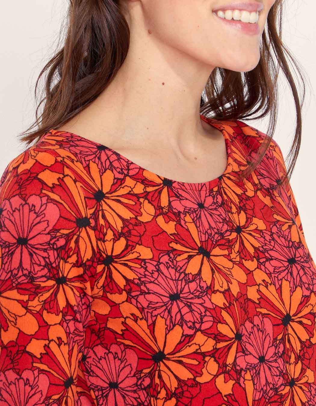 Robe évasée en maille jersey
 KANEI