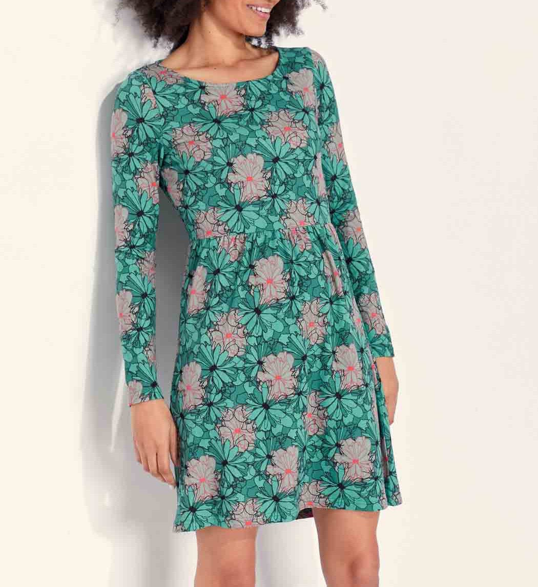 Robe évasée en maille jersey
 KANEI
