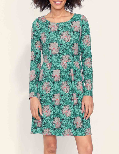 Robe évasée en maille jersey
 KANEI