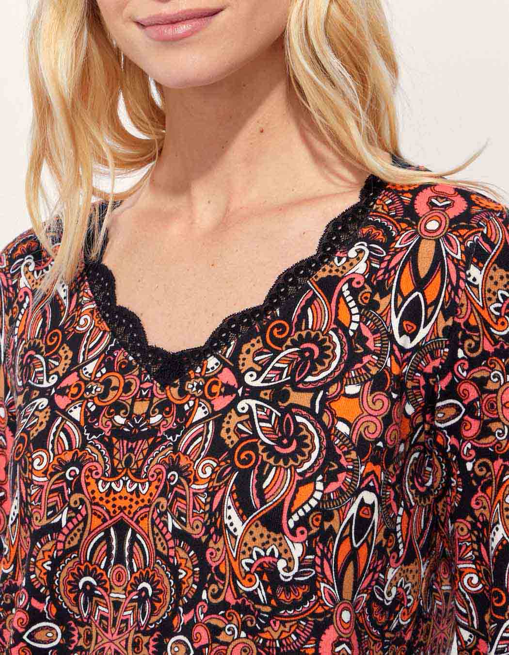 Top maille chaude dentelle TAMA
