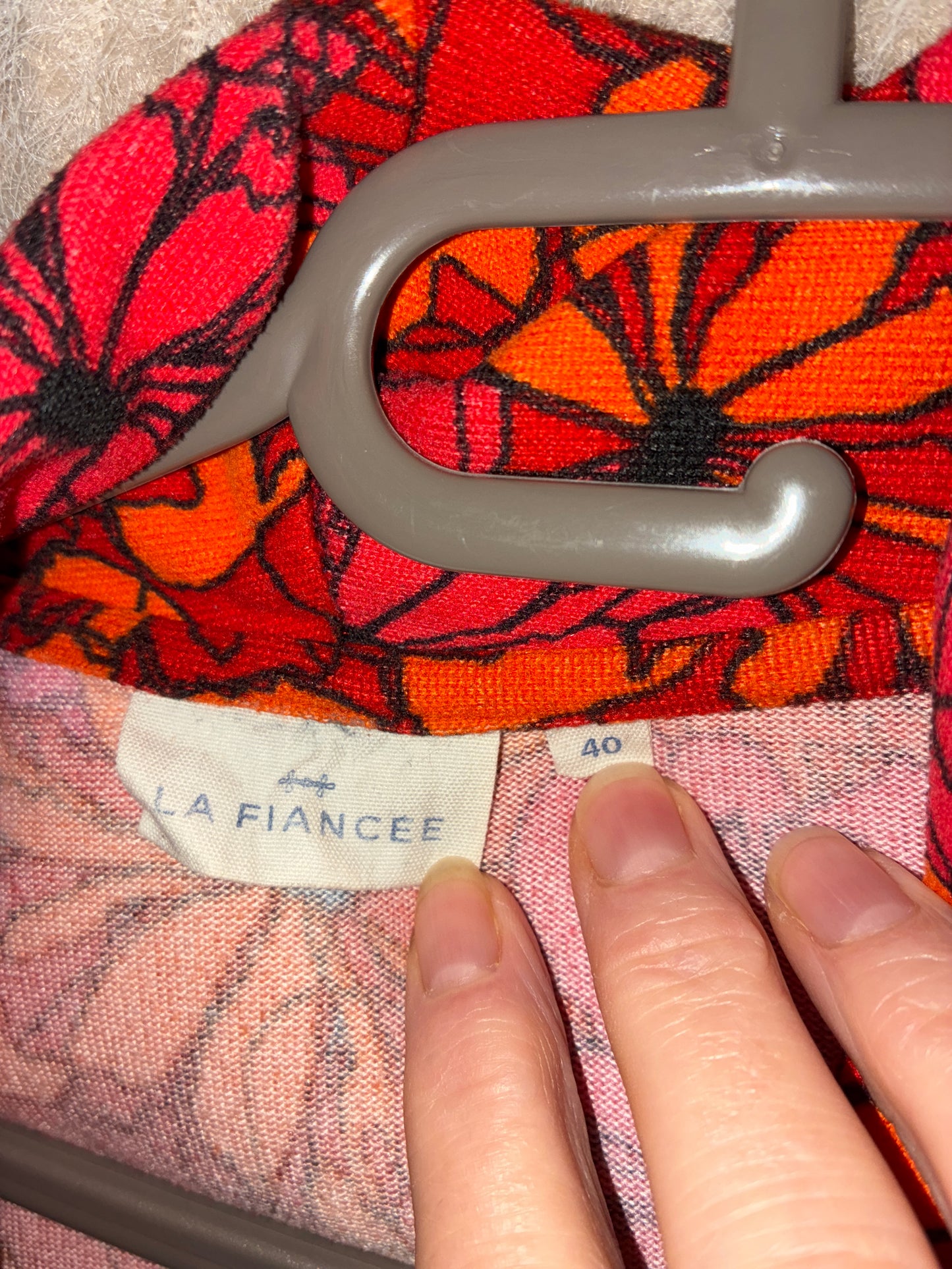 Veste fluide fleurs rouge et orange